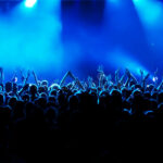 concert-crowd-10219443